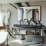 Hotel Sax Paris, Lxr & Paris