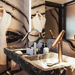 Hotel Sax Paris, Lxr &