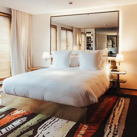 Sax Paris, Lxr & Hotel Paris