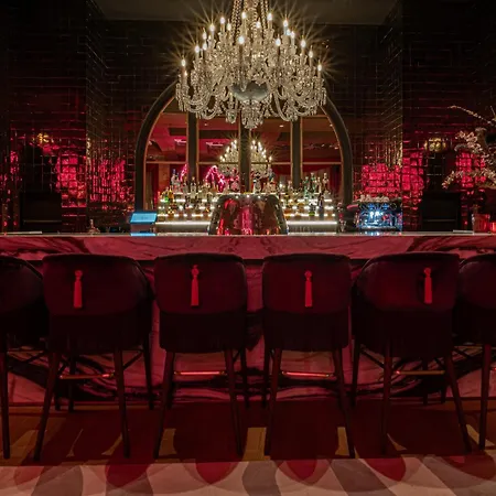 Sax Paris, Lxr & Hotel 5*