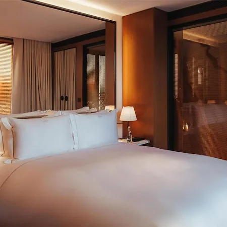 Sax Paris, Lxr & Párizs