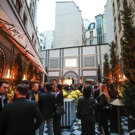 Sax Paris, Lxr & 5* Paris