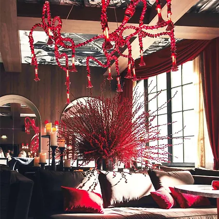 Sax Paris, Lxr & Hotel 5*