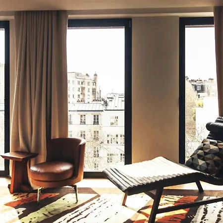 Hotel Sax Paris, Lxr & París