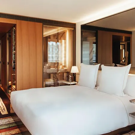 Hotel Sax Paris, Lxr & París