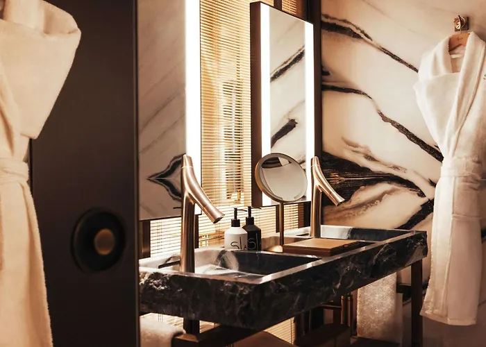 Hotel Sax Paris, Lxr & 5*