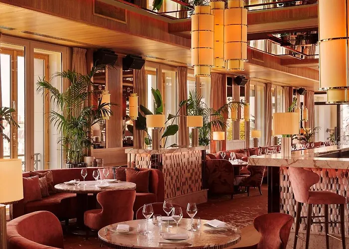 Hotel Sax Paris, Lxr & París