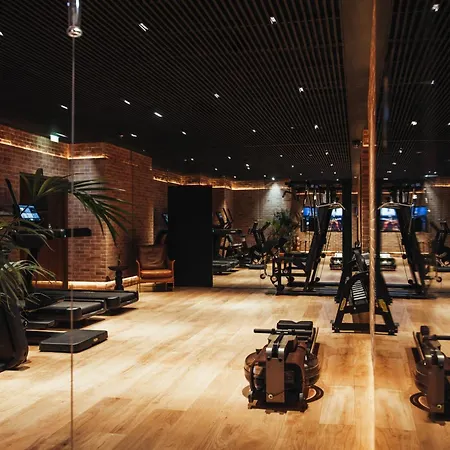 Sax Paris, Lxr & Hotel Paris