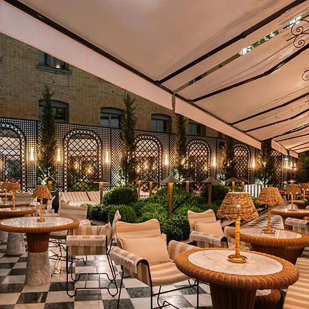 Sax Paris, Lxr & 5* Paris